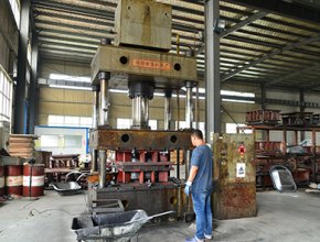 Hydraulic Pressing Machine for making tray